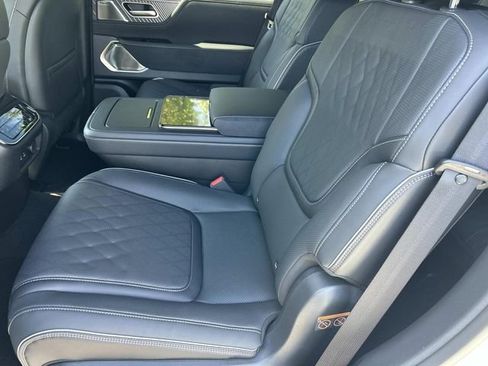 New 2026 INFINITI QX80 Autograph w/ Premium Cargo Package AWD/4WD image 21