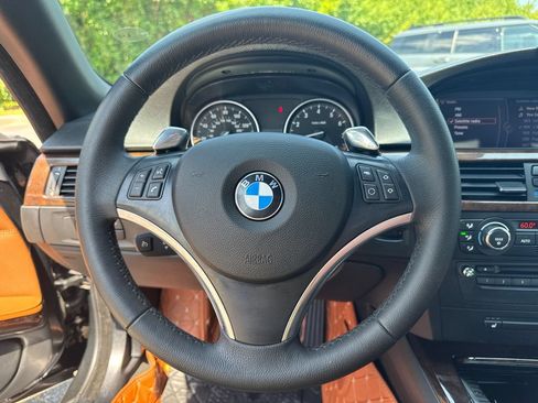 Used 2009 BMW 335i Convertible RWD image 18