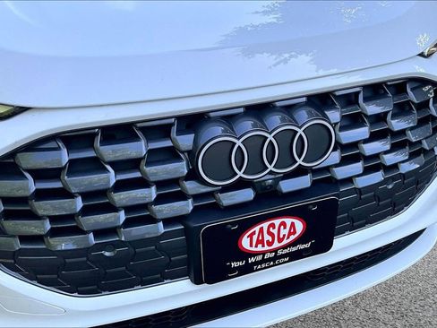 Used 2025 Audi Q5 Premium w/ Convenience Package AWD/4WD image 33