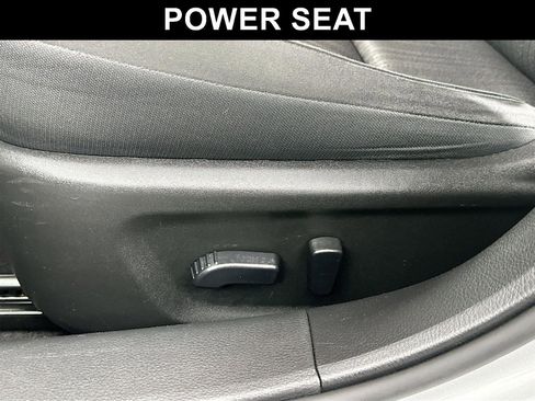 Used 2024 Nissan Altima 2.5 SV image 19