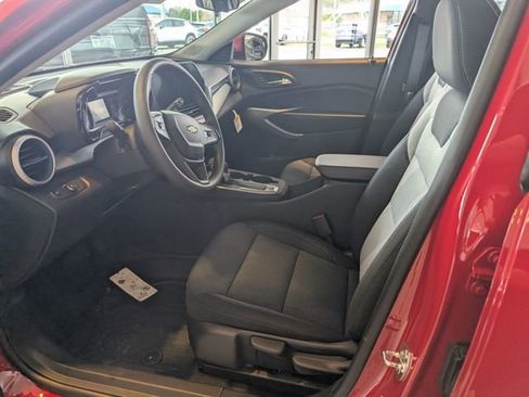 New 2026 Chevrolet Trax LS w/ LS Convenience Package image 13
