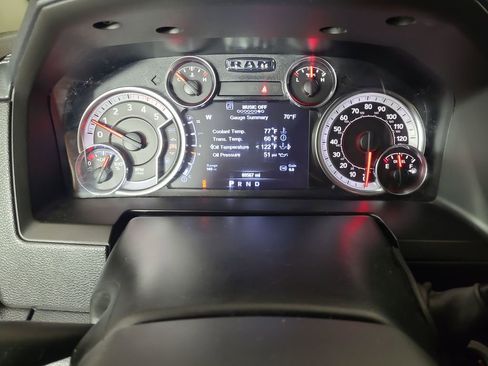 Used 2018 RAM 3500 Laramie w/ Sport Appearance Group image 11