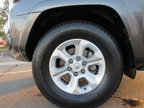 Certified 2023 Toyota 4Runner SR5 Premium image 6