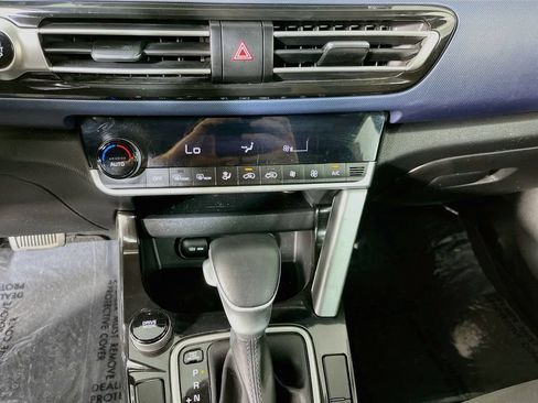 Used 2023 Kia Seltos S w/ Navigation Package FWD image 22
