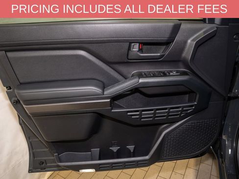 Used 2025 Toyota 4Runner SR5 AWD/4WD image 11