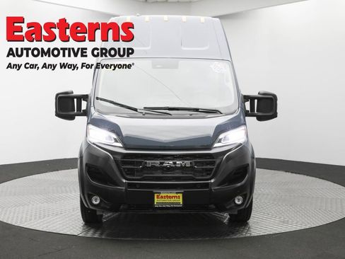 Used 2024 RAM ProMaster 3500 image 2