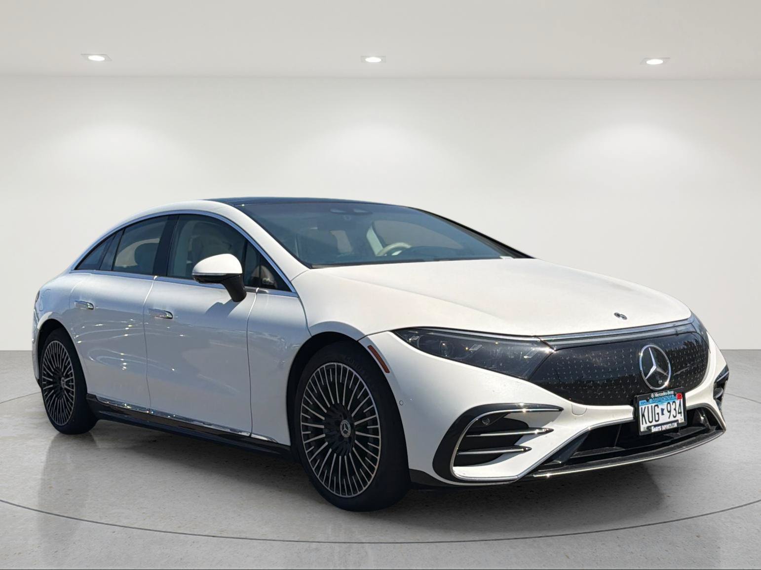 Used 2023 Mercedes-Benz EQS 580 4MATIC Sedan image 6