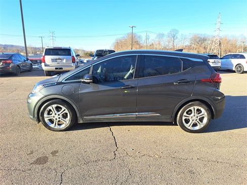 Used 2020 Chevrolet Bolt LT image 2