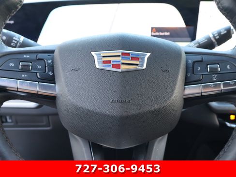 Used 2024 Cadillac XT4 Premium Luxury w/ Technology Package FWD image 22