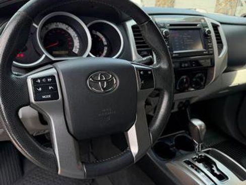 Used 2012 Toyota Tacoma 4x4 Double Cab w/ TRD Sport Upgrade Pkg image 10
