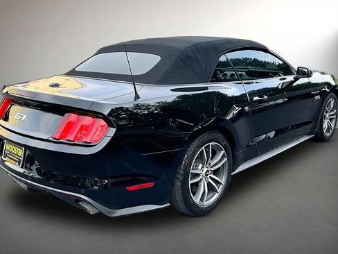 Used 2017 Ford Mustang GT Premium w/ Equipment Group 401A RWD image 5