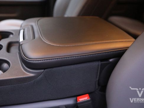 New 2025 RAM 2500 Tradesman image 24