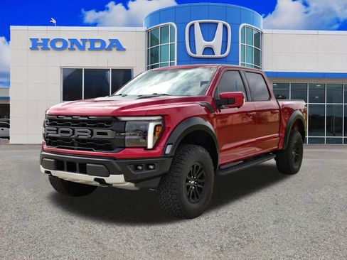 Used 2025 Ford F150 Raptor image 5