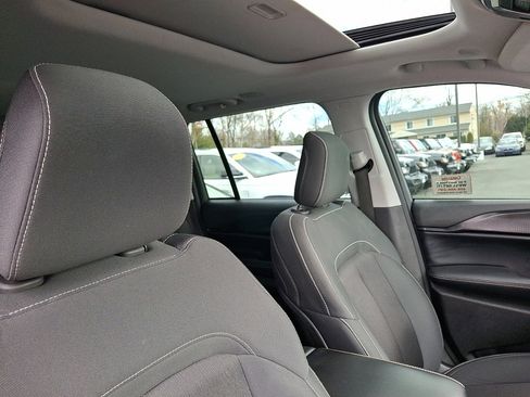 Certified 2023 Jeep Grand Cherokee Laredo w/ Luxury Tech Group I image 13