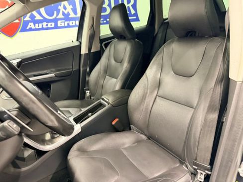 Used 2015 Volvo XC60 T6 Platinum FWD image 41