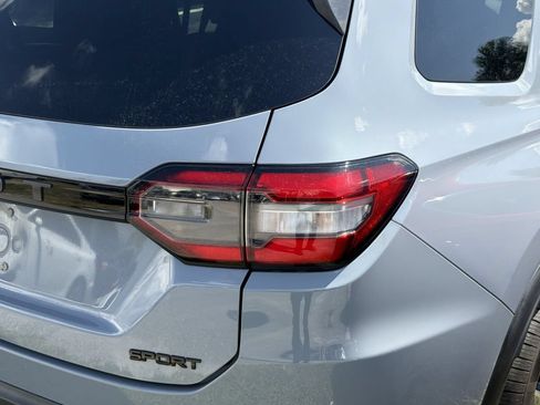 Used 2023 Honda Pilot Sport image 10