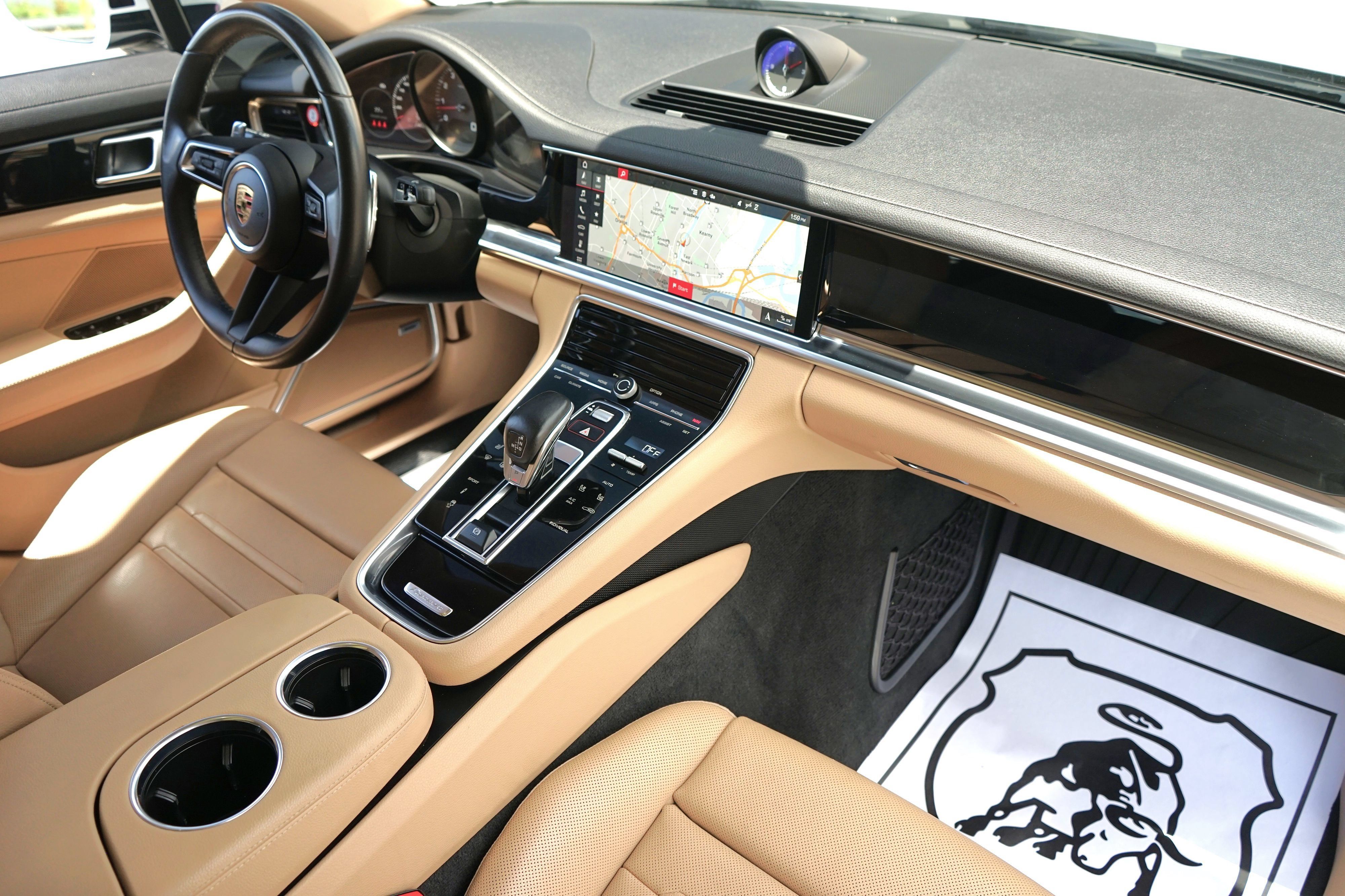 Used 2021 Porsche Panamera 4 AWD/4WD image 28