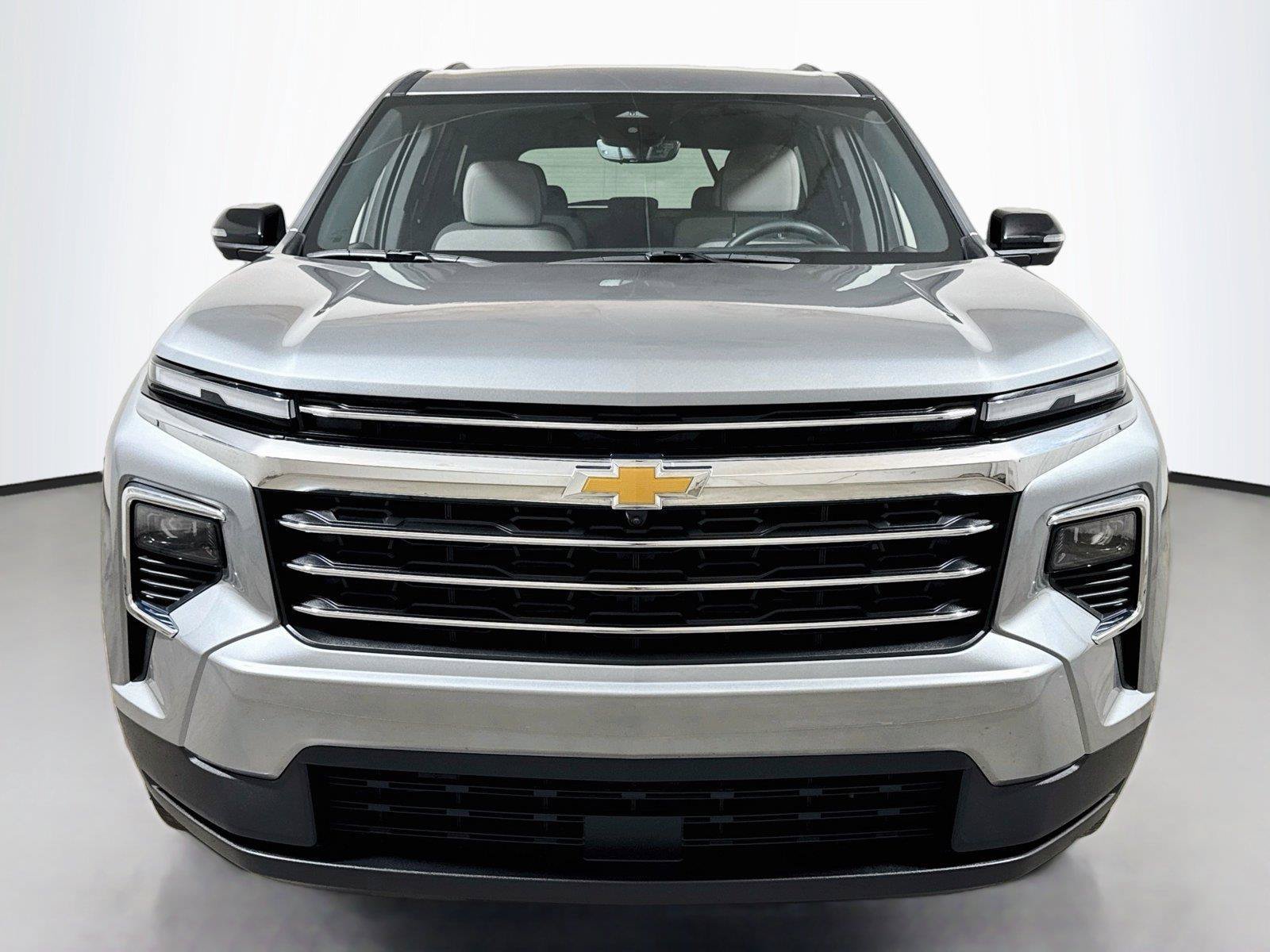 Certified 2026 Chevrolet Traverse LT w/ Driver Confidence Package FWD image 33