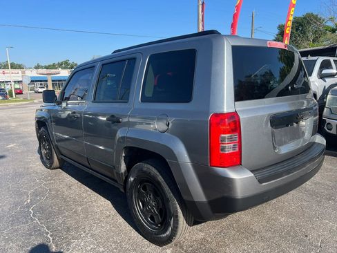 Used 2013 Jeep Patriot Sport FWD image 7