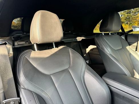 Certified 2024 BMW 430i xDrive Convertible w/ M Sport Package image 29