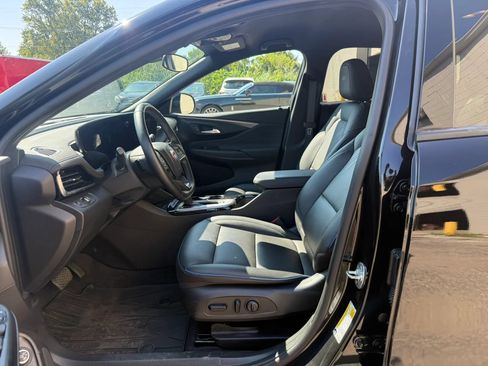 Used 2024 Buick Envista Sport Touring w/ Convenience I Package FWD image 20