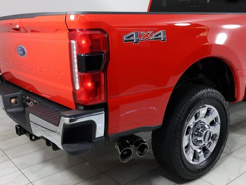 Used 2025 Ford F350 Lariat w/ Chrome Package image 44