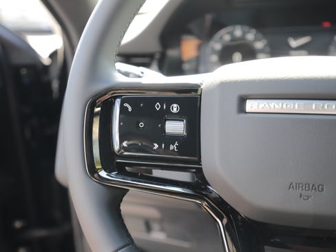 New 2026 Land Rover Range Rover Evoque S AWD/4WD image 23