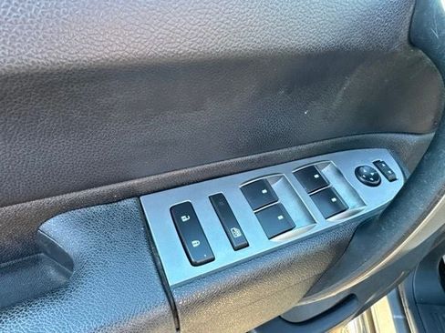 Used 2013 GMC Sierra 1500 SLE w/ Power Tech Package AWD/4WD image 9