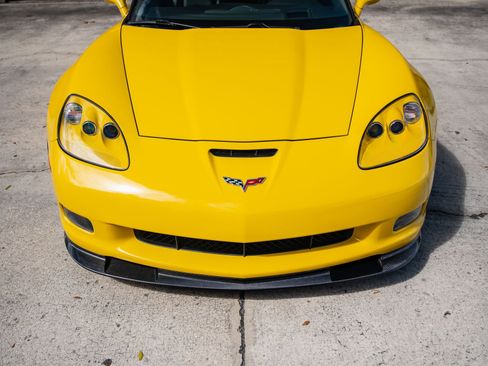 Used 2011 Chevrolet Corvette Z06 w/ Z07 Performance Package RWD image 20