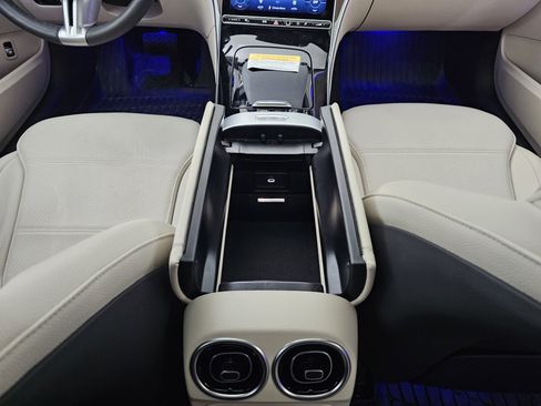 Certified 2025 Mercedes-Benz C 300 C 300 image 28