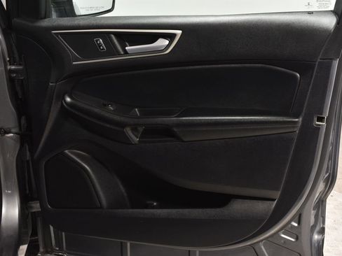 Used 2022 Ford Edge SEL image 33