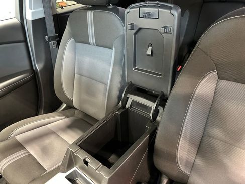 Used 2025 Chevrolet Blazer LT image 28