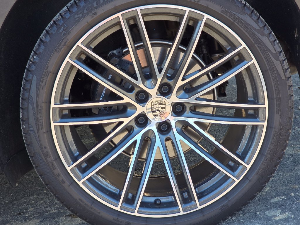 Certified 2026 Porsche Macan AWD/4WD image 46