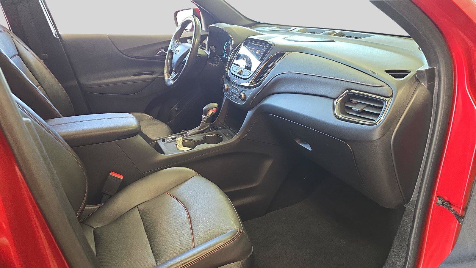 Used 2022 Chevrolet Equinox RS w/ RS Leather Package AWD/4WD image 16