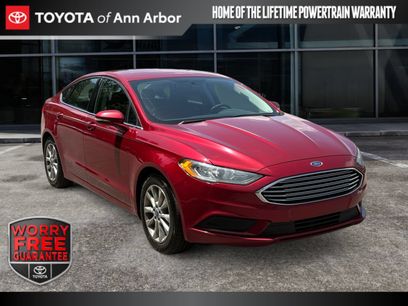 Used 2017 Ford Fusion SE w/ Fusion SE Technology Package