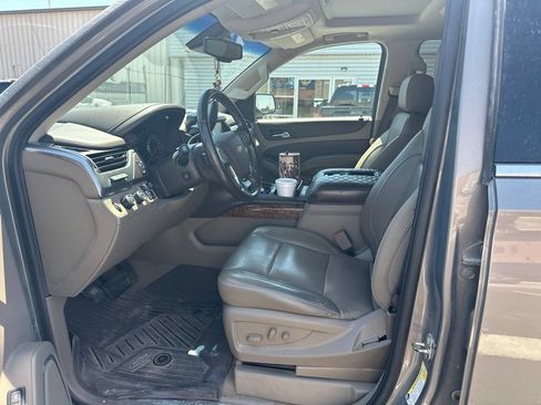 Used 2019 Chevrolet Tahoe Premier AWD/4WD image 7