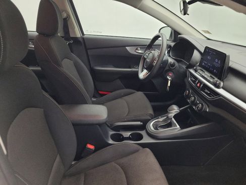 Used 2022 Kia Forte LXS image 21