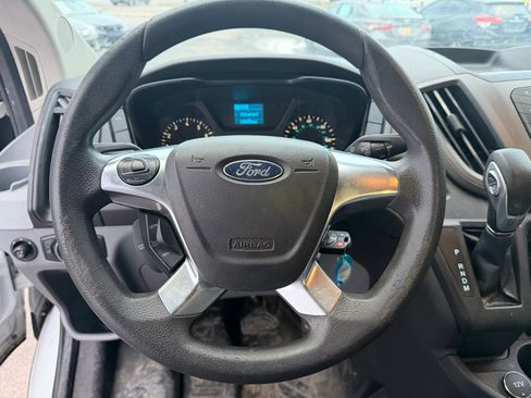 Used 2017 Ford Transit 250 130 Medium Roof image 18