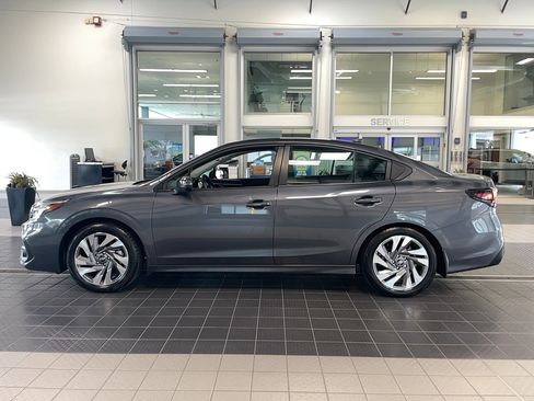 Used 2025 Subaru Legacy Limited AWD/4WD image 4