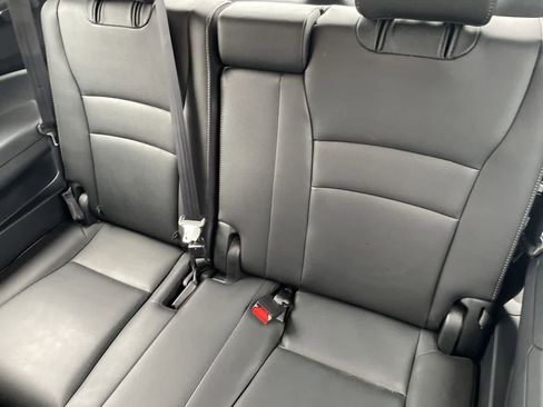Used 2022 Honda Pilot Special Edition image 19