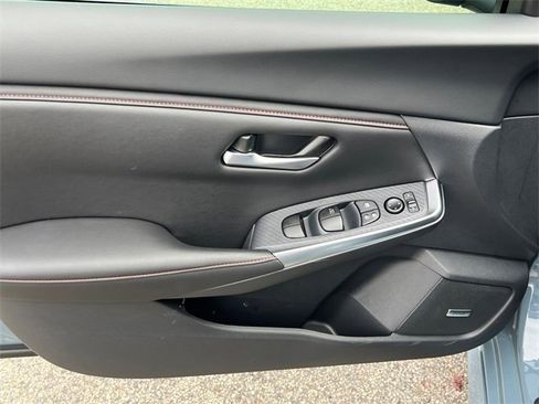 New 2025 Nissan Sentra SR w/ SR Premium Package image 11