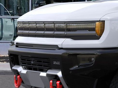 New 2025 GMC Hummer EV 3X w/ LPO, Illumination Package image 13