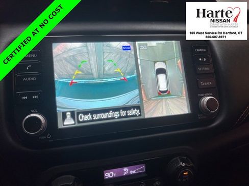 Used 2024 Nissan Kicks SR image 10