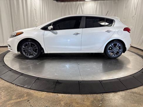 Used 2016 Kia Forte EX image 6
