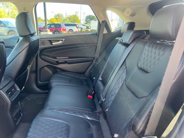 Used 2024 Ford Edge Titanium AWD/4WD image 18