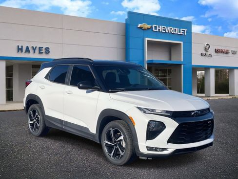 Certified 2021 Chevrolet TrailBlazer RS w/ Technology Package image 1