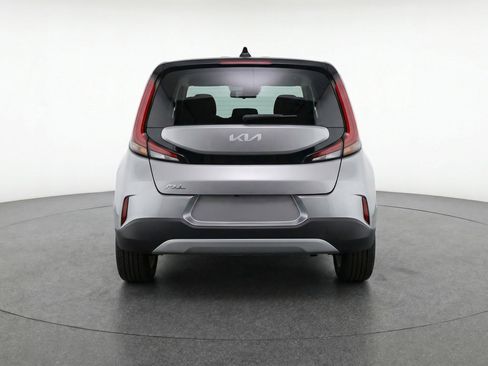 Used 2025 Kia Soul LX w/ LX Technology Package image 7