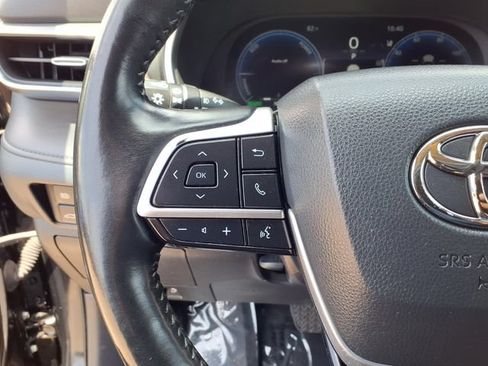 Used 2023 Toyota Highlander Platinum AWD/4WD image 11
