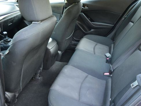 Used 2017 MAZDA MAZDA3 Sport FWD image 15