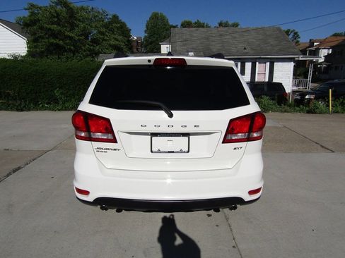 Used 2014 Dodge Journey SXT AWD/4WD image 4